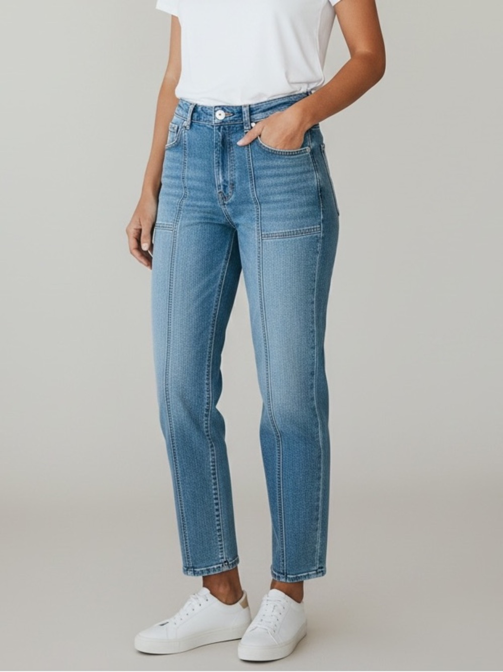 eunina Straight Leg Women Jeans in Light Blue Denim